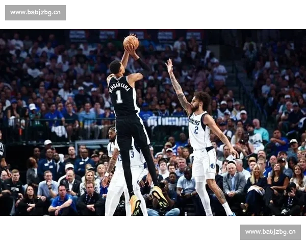 33+13+6！文班亚马锁周最佳，创 NBA 历史纪录